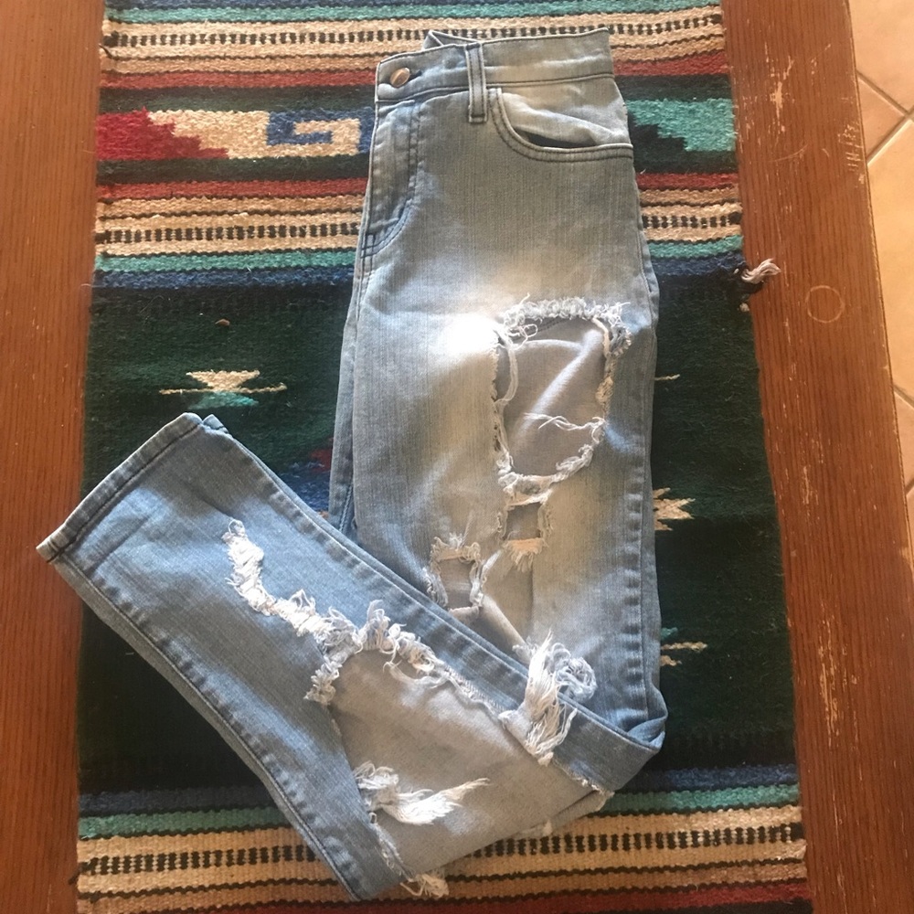 Super Distressed Jeans
